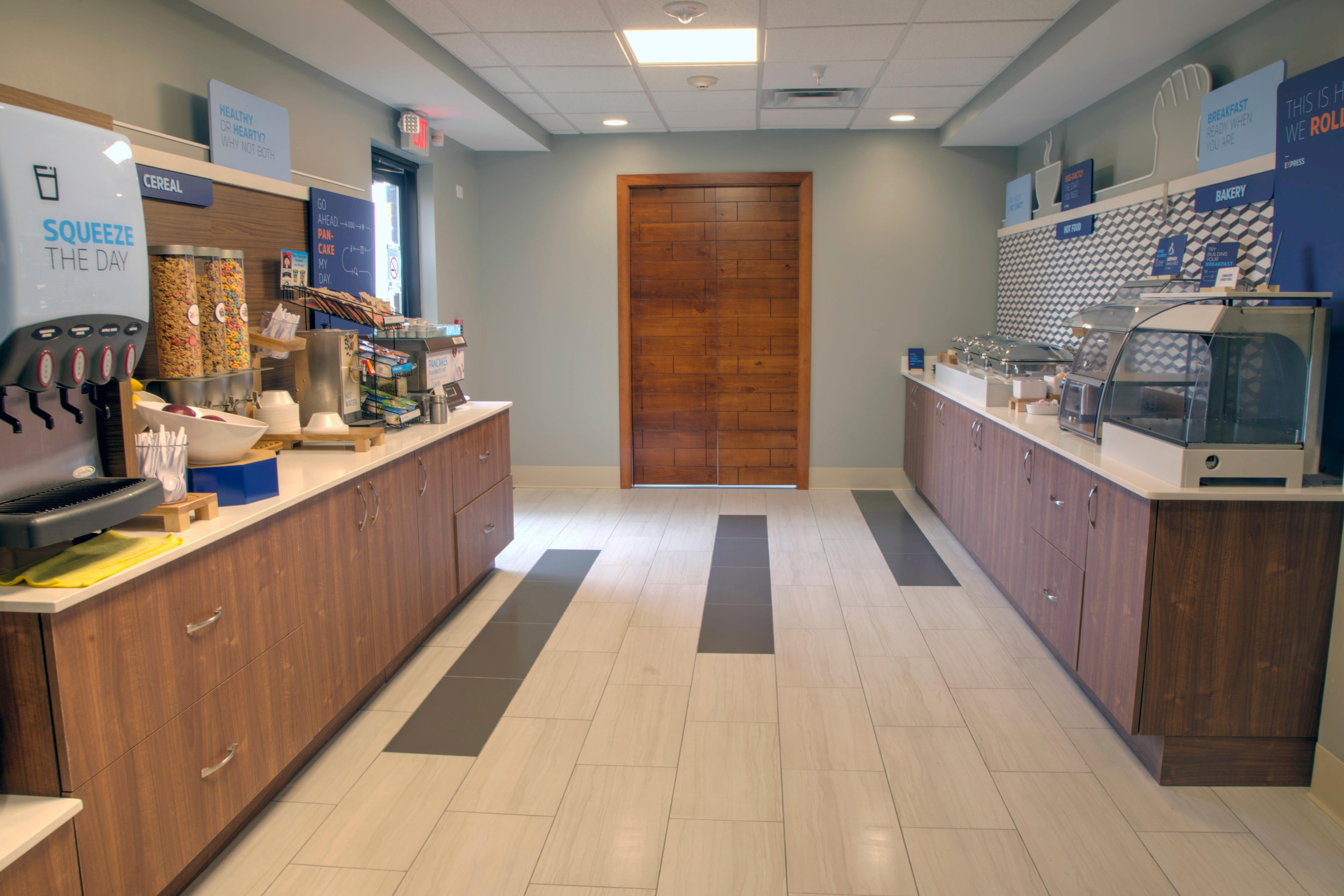 Holiday Inn Express Rochelle By Ihg Экстерьер фото