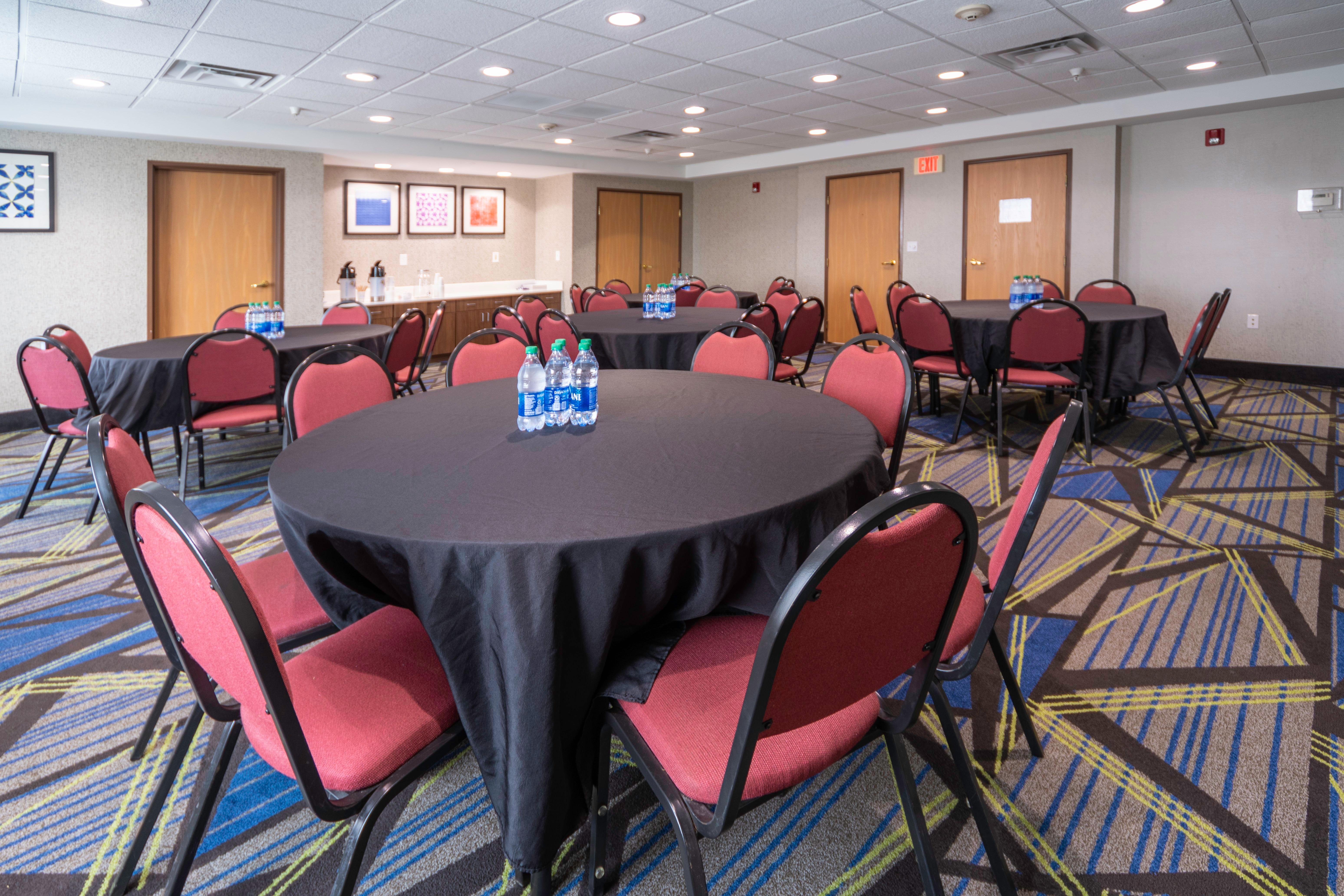 Holiday Inn Express Rochelle By Ihg Экстерьер фото