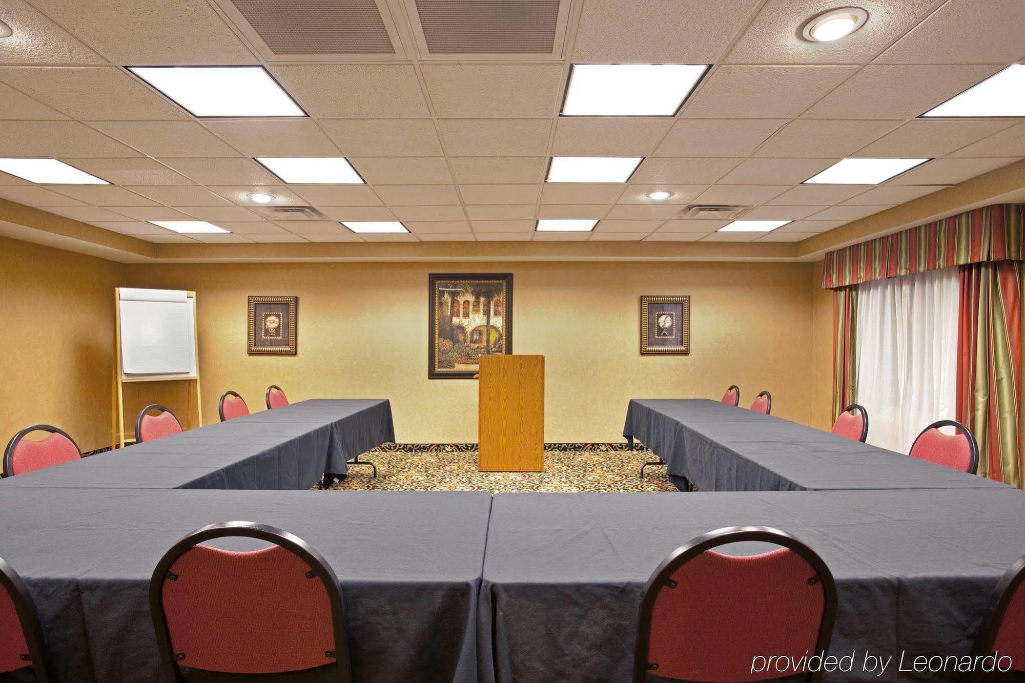 Holiday Inn Express Rochelle By Ihg Экстерьер фото